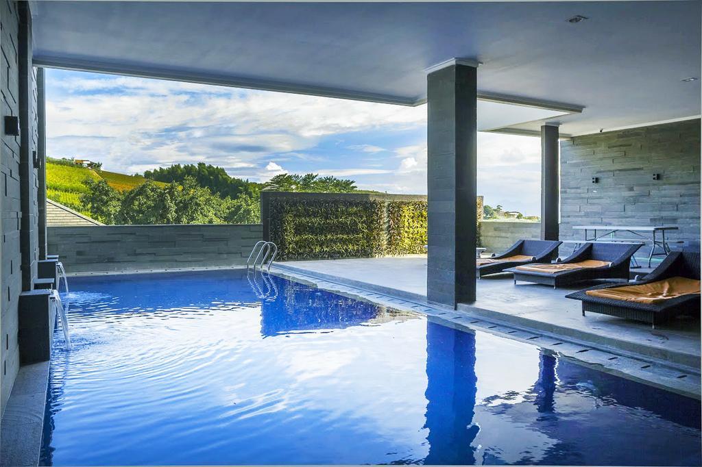 Daily Home Villa Dago Bandung Buitenkant foto