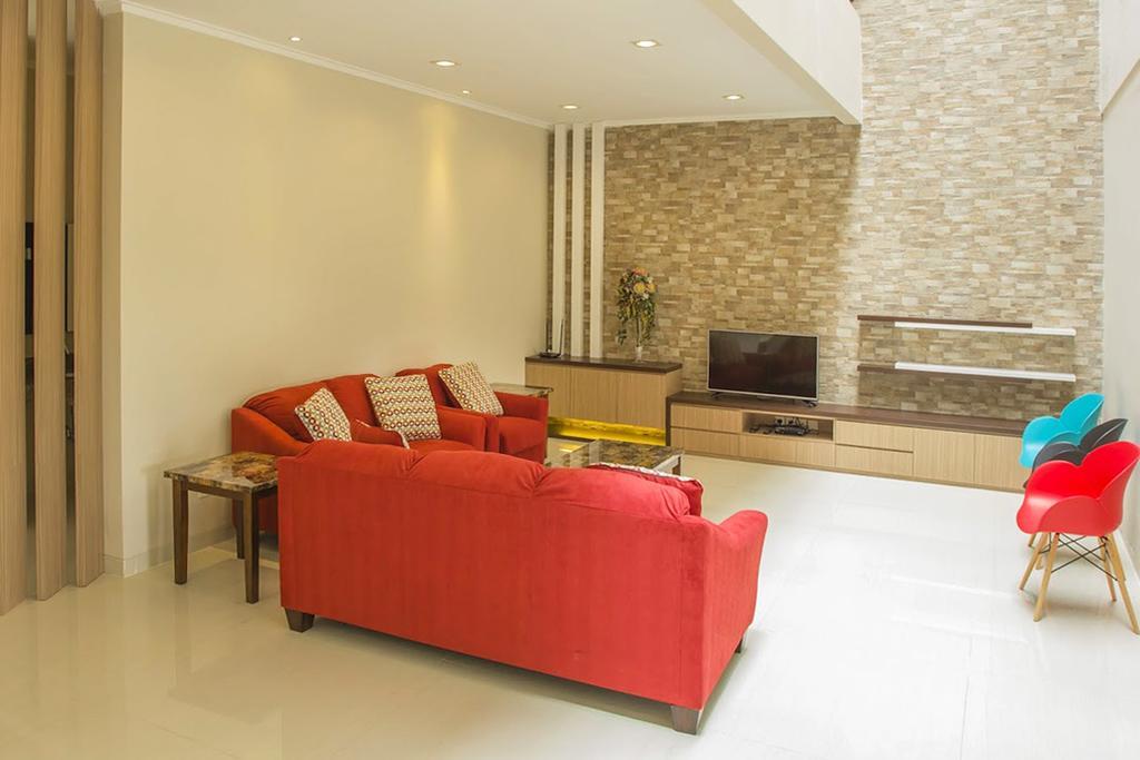 Daily Home Villa Dago Bandung Kamer foto